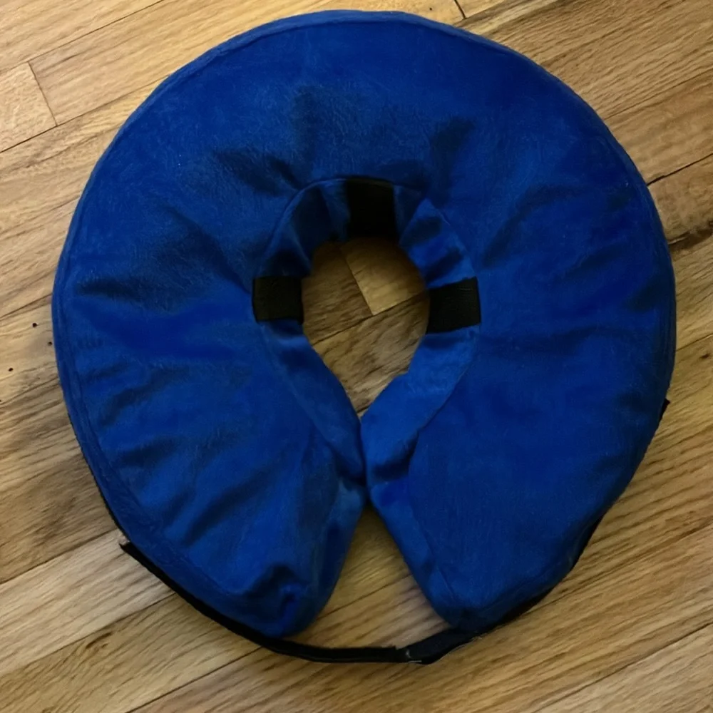 BENCMATE Protective Inflatable Collar for Dogs and Cats